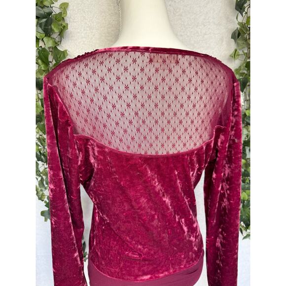 Altar'd State Maroon Sheer Back Long Sleeve Velour Bodysuit Blouse Large - Picture 5 of 10